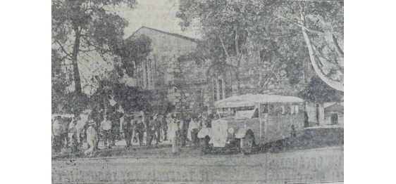 1931 και το πρώτο λεωφορείο αναλαμβάνει τακτικά δρομολόγια για Χαλάνδρι